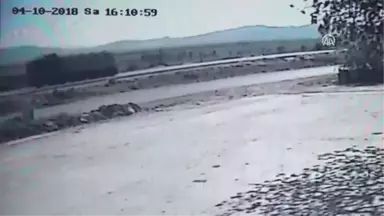 Sanatçı Kabaklı Burdur'da Trafik Kazası Geçirdi