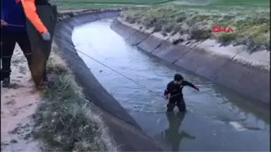 Aksaray Su Kanalına Düşen Genç Kayboldu