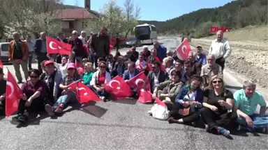 Bolu-Chp'liler Mudurnu Yolunda Oturma Eylemi Yaptı-Hd