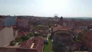 Bulgar Din Adamları Edirne'deki İbadethaneleri Ziyaret Etti