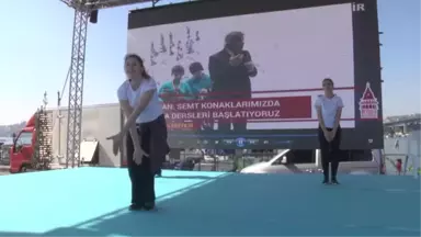 Yüzlerce Çocuk Hem Koştu Hem Eğlendi