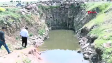 Gaziantep'te Gölette Cesetleri Bulunan 2 Arkadaş Toprağa Verildi