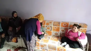 Aşırı Kilolu Kardeşler Yaşıtları Gibi Oynayamıyor