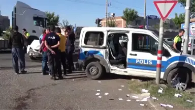 Şanlıurfa'da Trafik Kazası: 3 Yaralı