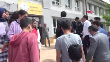 Sivas Ünlülerin Berberi Şükrü Dudu Sivas'ta Öğrencilerle Buluştu