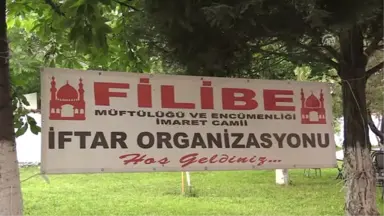 Bulgaristan'da Tarihi Camide İftar - Filibe