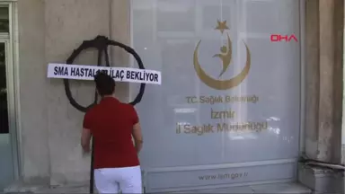 İzmir Çağla Bebeğin Ailesinden Siyah Çelenk