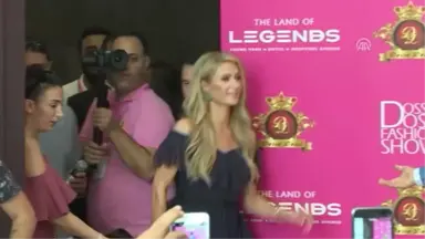 Dosso Dossi Fashion Show - Paris Hilton Basın Toplantısı Düzenledi