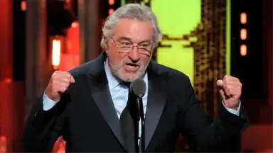 Robert de Niro, Ödül Gecesinde Trump'a Küfür Edince Ayakta Alkışlandı