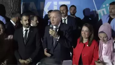 Cumhurbaşkanı Erdoğan, Milletvekili Adayı Günay'ın Seçim Ofisini Ziyaret Etti (2)