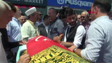 Samsun Hayatını Kaybeden İyi Parti Milletvekili Adayı Özyer Son Yolculuğuna Uğurlandı