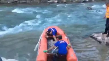 Tunceli'de Kayadan Düşen Şahıs Ağır Yaralandı