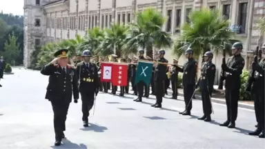 Genelkurmay Başkanı Orgeneral Yaşar Güler ve Kara Kuvvetleri Komutanı Orgeneral Ümit Dündar,...