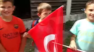 Avrupalı Türk Öğrencilerden Boşnak Yetimlere Yardım Eli