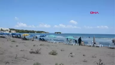 Sinop 1'i Çocuk 2 Kişi Boğulma Tehlikesi Geçirdi