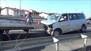 Silivri'de Trafik Kazası: 1 Ölü, 8 Yaralı