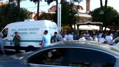 Trafik Kazasında Ölen 2 Kişi Toprağa Verildi