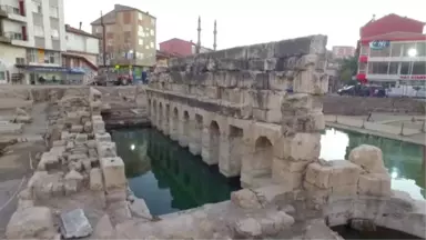 2 Bin Yıllık Tarihi Roma Hamamı Arkeolojik Kazıları Havadan Görüntülendi