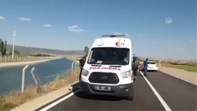 Konya'da Otomobil Sulama Kanalına Devrildi: 2 Ölü