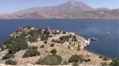 Akdamar Kilisesi'nde 3 Yıl Sonra Ayin Yapılacak