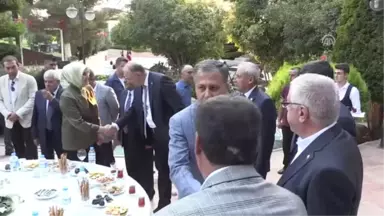 İl Protokolü ve Vatandaşlarla Bayramlaşma