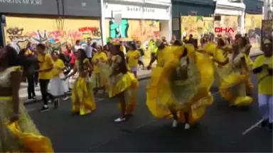 Avrupa'nın En Büyük Sokak Festivali Notting Hill Karnavalı Sürüyor