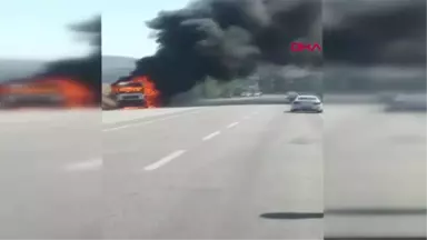 Tokat Berber Dükkanında Tavan Kaplaması Düştü: 3 Yaralı