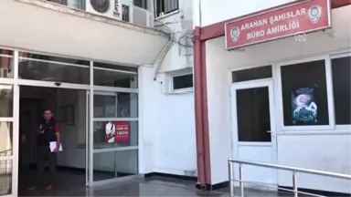 Kapkaç Zanlıları Araçlarındaki Yazı Sayesinde Yakalandı