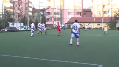 Isparta Valisi Gazilerle Futbol Maçı Yaptı