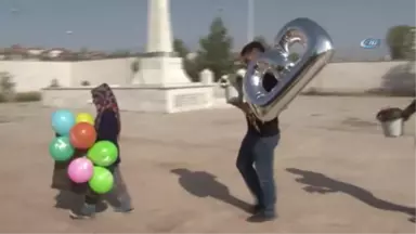 Şehit Bedirhan Bebeğin İlk Doğum Günü Mezarında Kutlandı