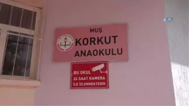 Köy Okulu Öğrencilerine Oyuncak ve Kırtasiye Desteği