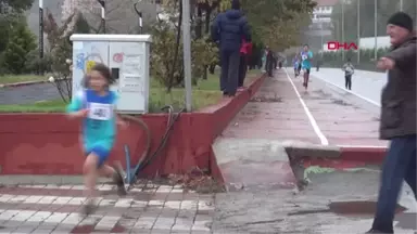 Zonguldak Kros Yarışmasında Baygınlık Geçirdiler