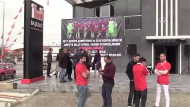 Ampute Milli Futbol Takımı Oyuncusu Gözüaçık: 