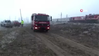 Sivas'ta Yolcu Treni ile Yük Treni Çarpıştı: 14 Yaralı