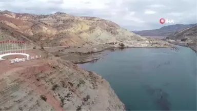 Baraj Suları Yükselince Karabataklar Yuvalarını Taşıdı...çamlıca Barajı Havadan Görüntülendi