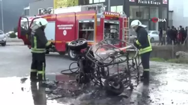 Elektrikli Motosiklet Alev Topuna Döndü, 4 Kişilik Aile Canını Son Anda Kurtardı