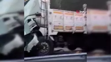 Isparta'da Zincirleme Trafik Kazası: 2'si Ağır 5 Yaralı