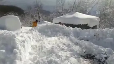 Ekipler Hasta Vatandaşlar İçin Seferber Oldu