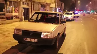 Denizli'de 'Dur' İhtarına Uymayan Sürücü, Otomobili Polislerin Üzerine Sürdü 1 Yaralı