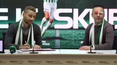 Atiker Konyaspor İki Futbolcunun da Sözleşmesini 3'er Yıl Uzattı