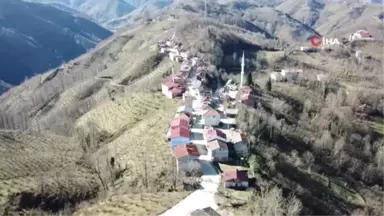 5 Adımda İl Değişiyorlar... Samsun'la Ordu'yu Ayıran Mahalle Havadan Görüntülendi