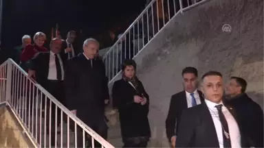 Kılıçdaroğlu'ndan Şehit Evine Taziye Ziyareti