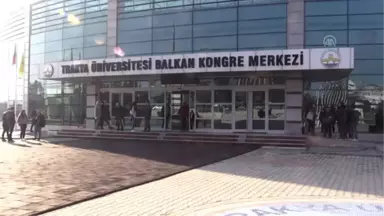 Üniversite Eğitiminde Yenilikçi Boyutlar ve Yönelimler