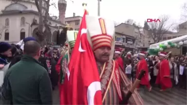 Bursa Bursa'da Yeşilay'dan Mehteranlı Sağlıklı Yaşam Yürüyüşü