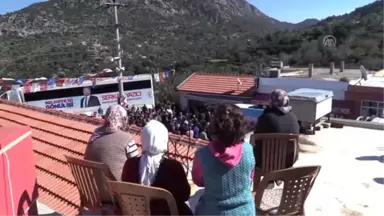 Marmaris'te Sanatçı Metin Şentürk'ün Katıldığı Serkan Yazıcı'nın Seçim Çalışmalarında Renkli...