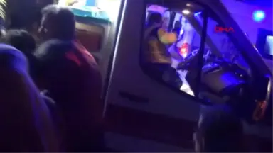 Isparta'da 3 Aracın Karıştığı Kazada 21 Kişi Yaralandı