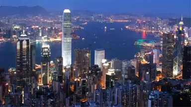 Hong Kong'da Konut Yapacak Yer Kalmayınca 80 Milyar Dolarlık Yapay Ada Yapmaya Karar Verdiler