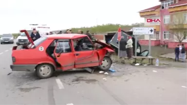 Samsun 'Da Oy Kullanma Dönüşü Kaza 7 Yaralı