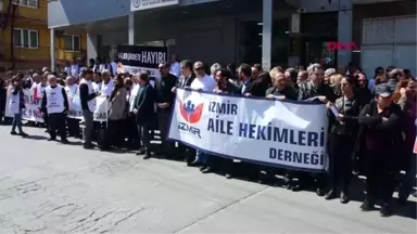 İzmir'de Hekimlerden 'Şiddet' Eylemi