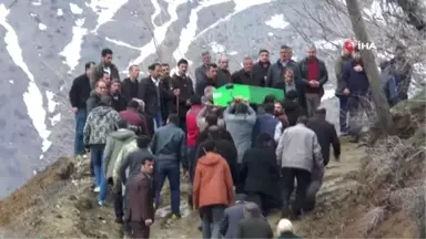 Malatya'da Seçim Günü Öldürülen 2 Kişi İçin Cenaze Töreni Düzenlendi